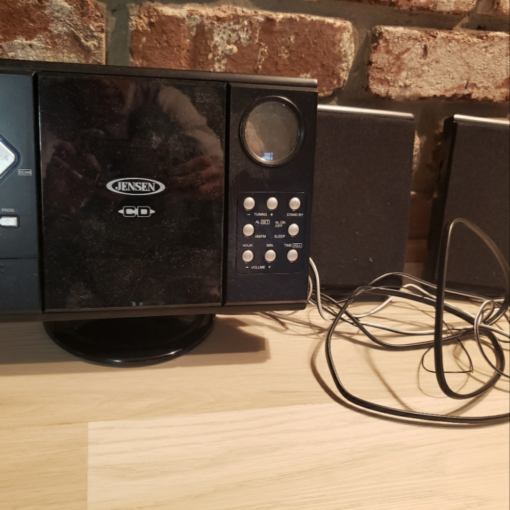 Radio/cd player